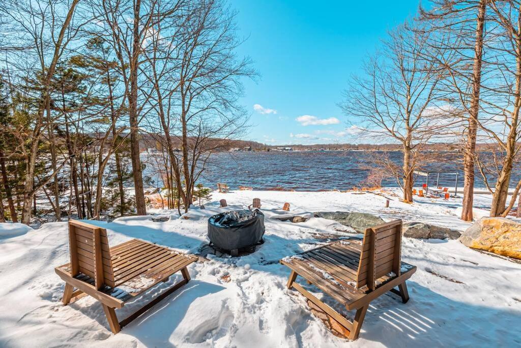 New! Access & Water Toys & Fireplace Arrowhead Lake